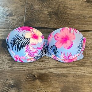 Victoria’s Secret Pink Push-up Bra